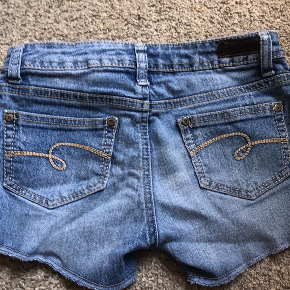Justice jean shorts - Picture 3 of 3